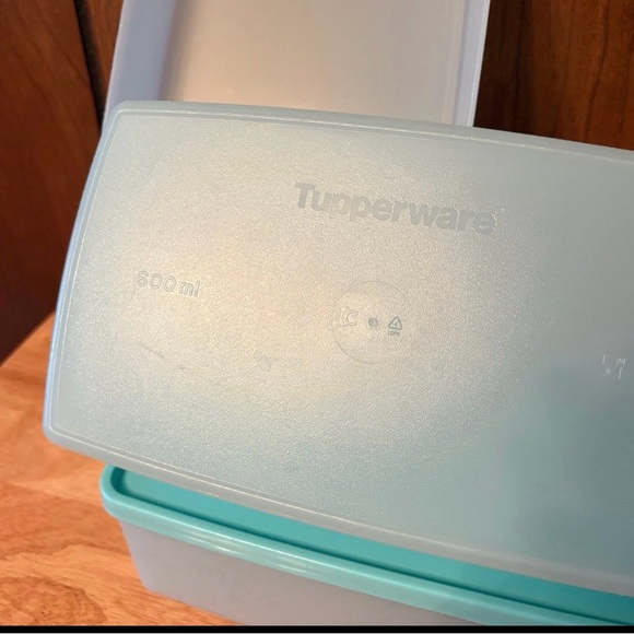 Tupperware FreezerMates Containers - Picture 7 of 11